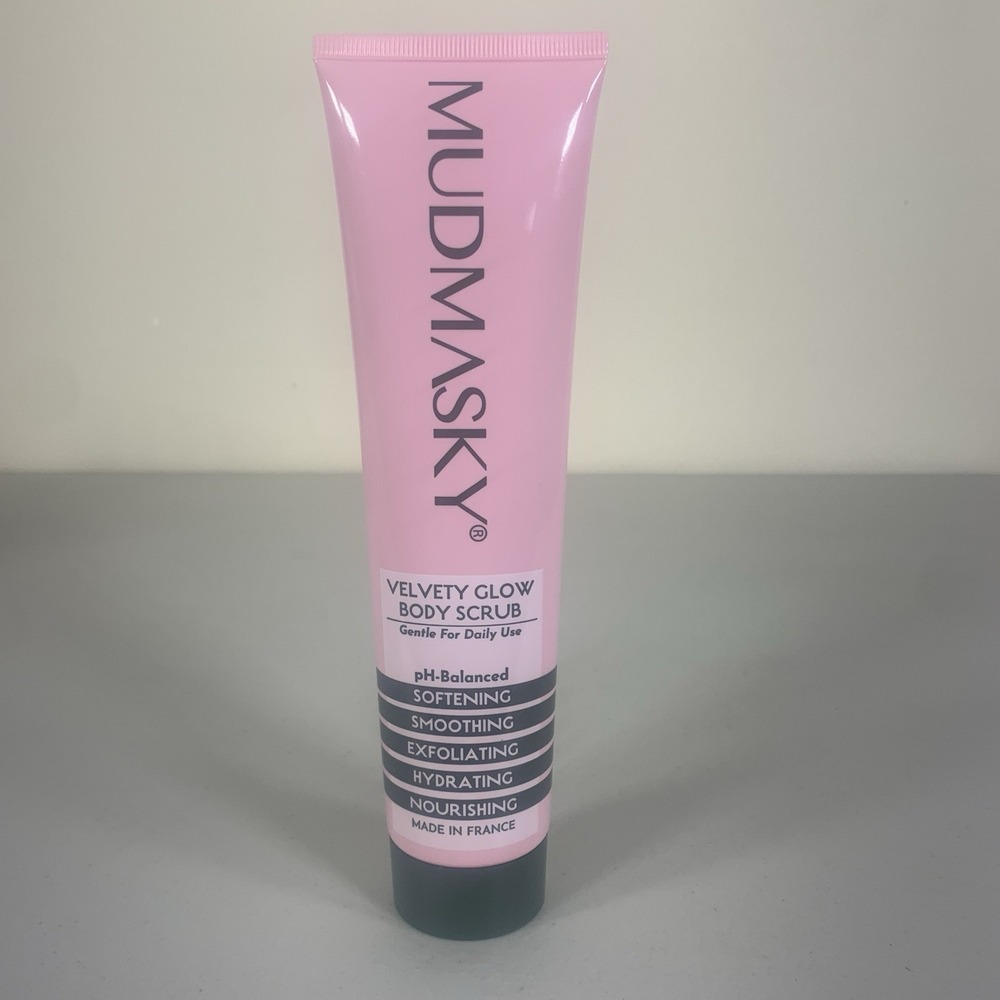 Mudmasky Velvety Glow‎ Body Scrub 6.0 fl Oz Exfoliating, Hydrating & Smoothing
